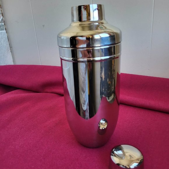 Stainless Steel vintage Double Insulated Martini Shaker! Shaken not stirred~ - Picture 8 of 9